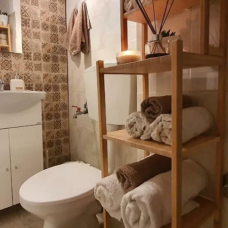 Apartment Center