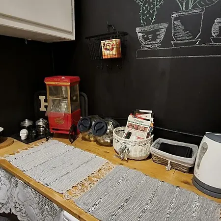 Center * Каламата